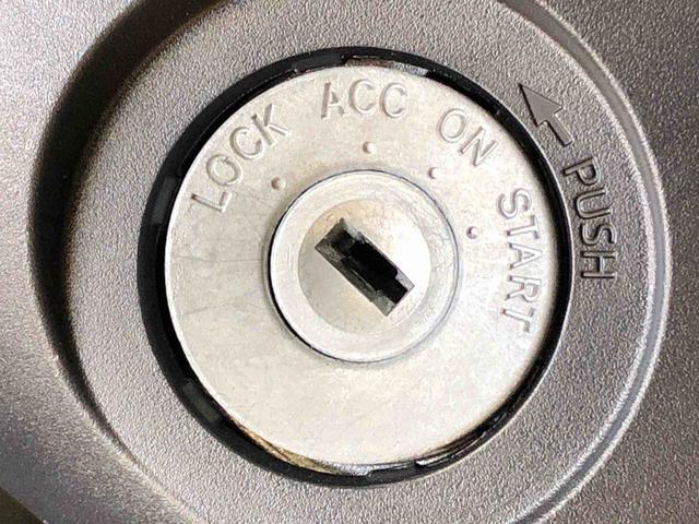 ハイゼットトラックスタンダード４ＷＤ　マニュアルエアコン　パワステ　タイミングチェーン　ラジオデッキ　手動ドアミラー　手動ウィンドウ　衝突被害軽減システム　横滑り防止機能　アイドリングストップ　ＡＢＳ（長野県）の中古車