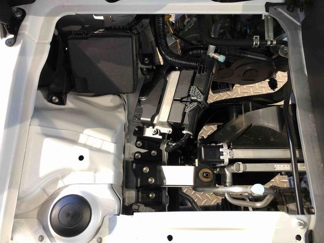 ハイゼットトラックスタンダード４ＷＤ　マニュアルエアコン　パワステ　タイミングチェーン　ラジオデッキ　手動ドアミラー　手動ウィンドウ　衝突被害軽減システム　横滑り防止機能　アイドリングストップ　ＡＢＳ（長野県）の中古車