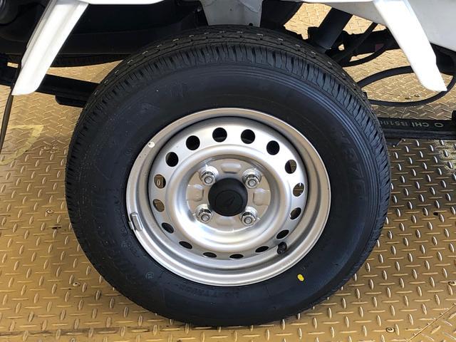 ハイゼットトラックスタンダード４ＷＤ　マニュアルエアコン　パワステ　タイミングチェーン　ラジオデッキ　手動ドアミラー　手動ウィンドウ　衝突被害軽減システム　横滑り防止機能　アイドリングストップ　ＡＢＳ（長野県）の中古車