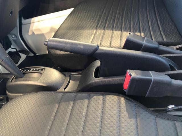 ハイゼットトラックスタンダード４ＷＤ　マニュアルエアコン　パワステ　タイミングチェーン　ラジオデッキ　手動ドアミラー　手動ウィンドウ　衝突被害軽減システム　横滑り防止機能　アイドリングストップ　ＡＢＳ（長野県）の中古車