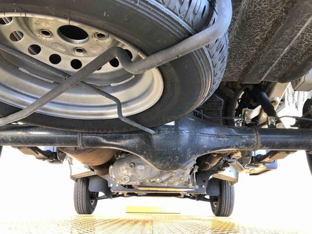 ハイゼットトラックスタンダード４ＷＤ　マニュアルエアコン　パワステ　タイミングチェーン　ラジオデッキ　手動ドアミラー　手動ウィンドウ　衝突被害軽減システム　横滑り防止機能　アイドリングストップ　ＡＢＳ（長野県）の中古車