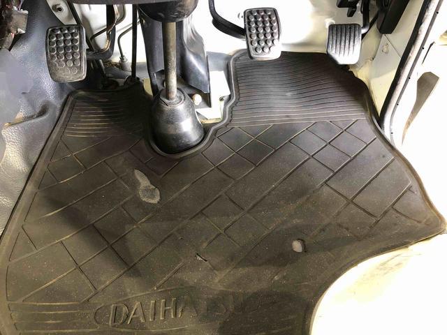 ハイゼットトラックツインカムスペシャル４ＷＤ　ラジオデッキ　手動ドアミラー　手動ウィンドウ（長野県）の中古車