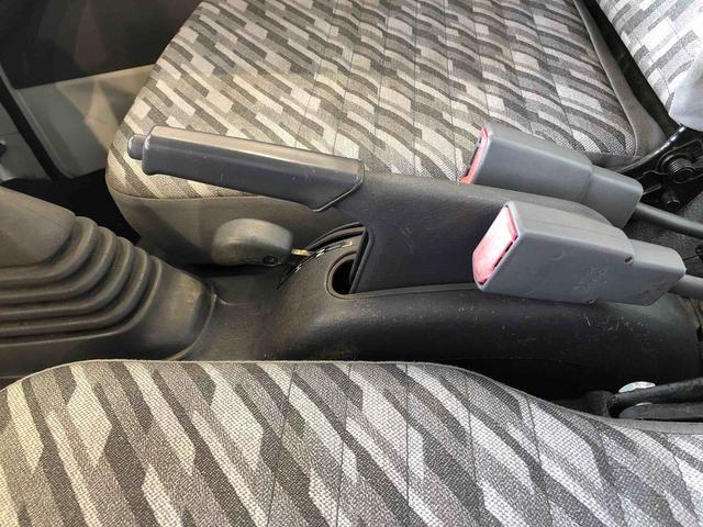 ハイゼットトラックツインカムスペシャル４ＷＤ　ラジオデッキ　手動ドアミラー　手動ウィンドウ（長野県）の中古車