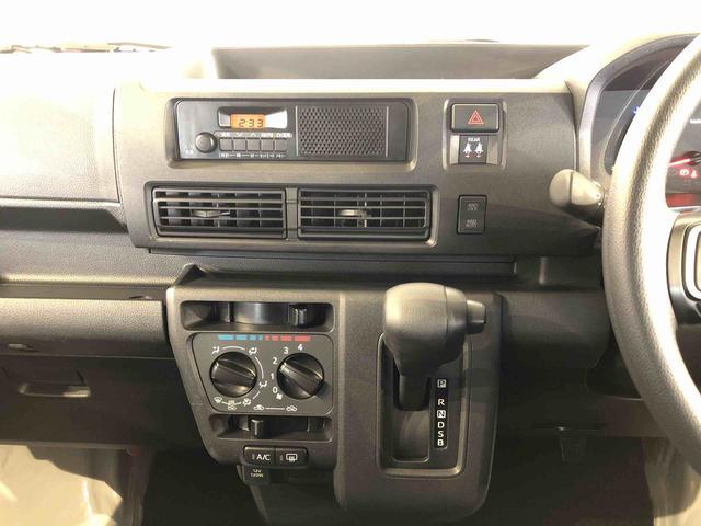 ハイゼットカーゴＤＸ４ＷＤ　ＡＭ／ＦＭラジオ　　マニュアルエアコン　パワーステアリング　パワードアロック　キーレスエントリー　衝突被害軽減システム　横滑り防止機能　アイドリングストップ　オートライト　ＡＢＳ（長野県）の中古車