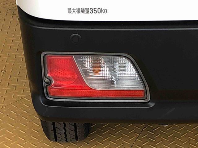 ハイゼットカーゴＤＸ４ＷＤ　ＡＭ／ＦＭラジオ　　マニュアルエアコン　パワーステアリング　パワードアロック　キーレスエントリー　衝突被害軽減システム　横滑り防止機能　アイドリングストップ　オートライト　ＡＢＳ（長野県）の中古車