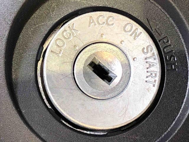 ハイゼットカーゴＤＸ４ＷＤ　ＡＭ／ＦＭラジオ　　マニュアルエアコン　パワーステアリング　パワードアロック　キーレスエントリー　衝突被害軽減システム　横滑り防止機能　アイドリングストップ　オートライト　ＡＢＳ（長野県）の中古車