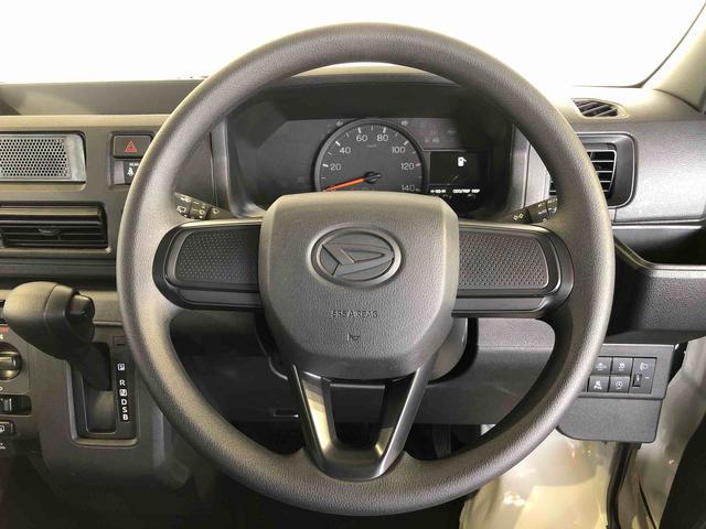 ハイゼットカーゴＤＸ４ＷＤ　ＡＭ／ＦＭラジオ　　マニュアルエアコン　パワーステアリング　パワードアロック　キーレスエントリー　衝突被害軽減システム　横滑り防止機能　アイドリングストップ　オートライト　ＡＢＳ（長野県）の中古車