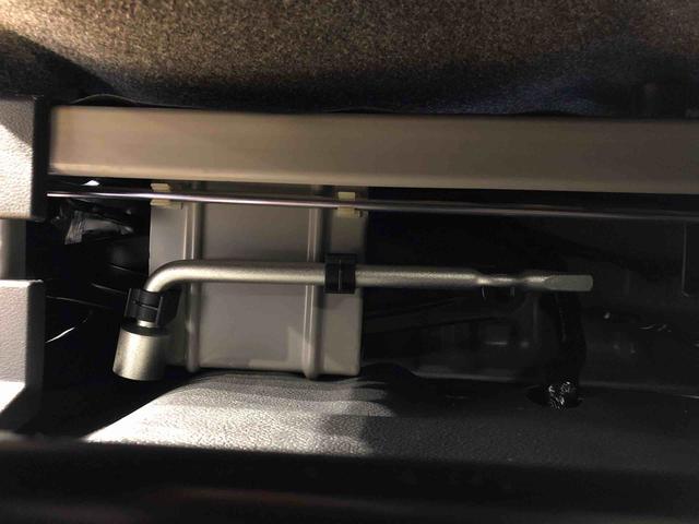 ハイゼットカーゴＤＸ４ＷＤ　ＡＭ／ＦＭラジオ　　マニュアルエアコン　パワーステアリング　パワードアロック　キーレスエントリー　衝突被害軽減システム　横滑り防止機能　アイドリングストップ　オートライト　ＡＢＳ（長野県）の中古車