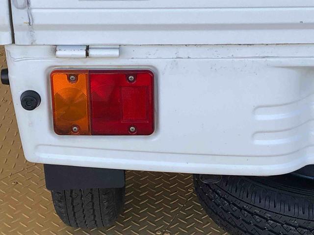 ハイゼットトラックスペシャル４ＷＤ　手動ドアミラー　手動ドアロック　ラジオ　作業灯　テールゲートチェーン（長野県）の中古車