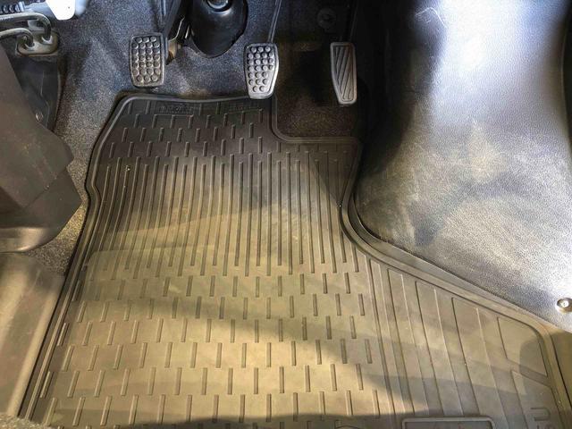 ハイゼットカーゴクルーズ４ＷＤ　プッシュスタートエンジン　キーフリーシステム　エアコン　パワステ　電動格納ドアミラー　パワードアロック　　衝突被害軽減システム　横滑り防止機能　アイドリングストップ　ＡＢＳ（長野県）の中古車