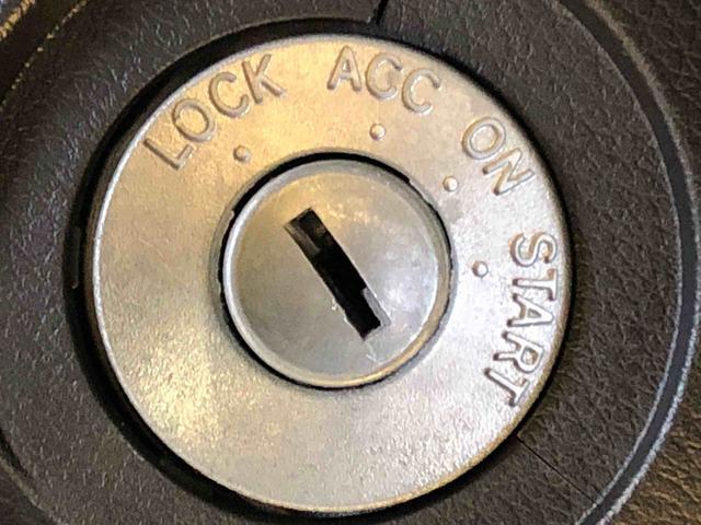 ハイゼットトラックジャンボ４ＷＤ　オートライト　マニュアルエアコン　パワステ　格納式テールゲートチェーン　フォグランプ　ＡＢＳ（長野県）の中古車