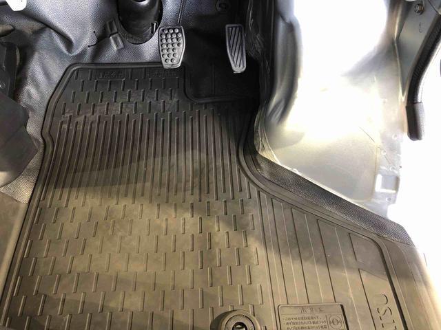 ハイゼットカーゴＤＸ４ＷＤ　ＡＭ／ＦＭラジオ　　マニュアルエアコン　パワーステアリング　パワードアロック　キーレスエントリー　衝突被害軽減システム　横滑り防止機能　アイドリングストップ　オートライト　ＡＢＳ（長野県）の中古車