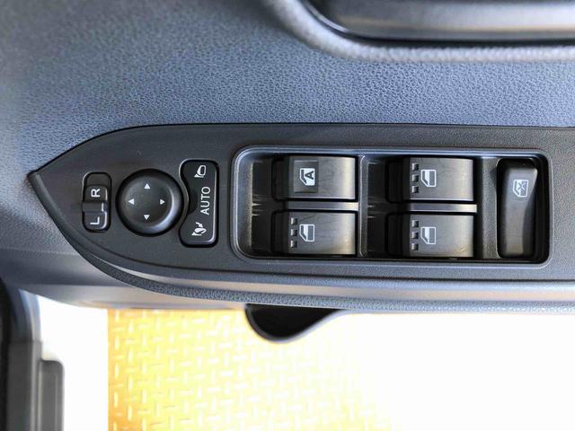タントX4WD シートヒーター 両側電動スライドドア アイドリングストップ プッシュスタート スマートキー 衝突被害軽減システム 横滑り防止機能 オートライト オートエアコン ABS(長野県)の中古車