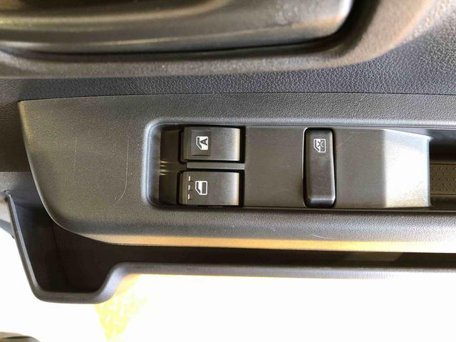 ハイゼットカーゴＤＸ４ＷＤ　ＡＭ／ＦＭラジオ　　マニュアルエアコン　パワーステアリング　パワードアロック　キーレスエントリー　衝突被害軽減システム　横滑り防止機能　アイドリングストップ　オートライト　ＡＢＳ（長野県）の中古車