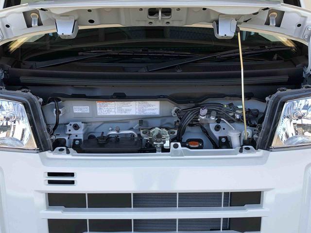 ハイゼットカーゴＤＸ４ＷＤ　ＡＭ／ＦＭラジオ　　マニュアルエアコン　パワーステアリング　パワードアロック　キーレスエントリー　衝突被害軽減システム　横滑り防止機能　アイドリングストップ　オートライト　ＡＢＳ（長野県）の中古車