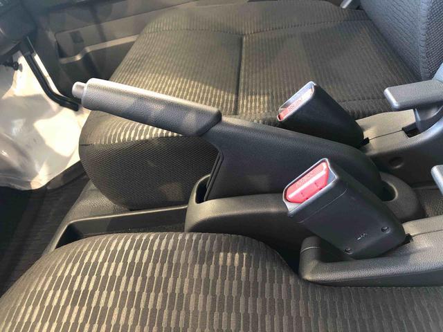 ハイゼットカーゴＤＸ４ＷＤ　ＡＭ／ＦＭラジオ　　マニュアルエアコン　パワーステアリング　パワードアロック　キーレスエントリー　衝突被害軽減システム　横滑り防止機能　アイドリングストップ　オートライト　ＡＢＳ（長野県）の中古車