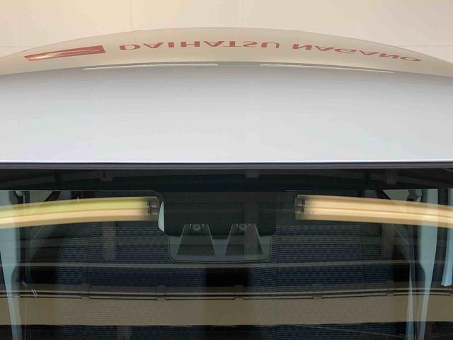 ハイゼットカーゴＤＸ４ＷＤ　ＡＭ／ＦＭラジオ　　マニュアルエアコン　パワーステアリング　パワードアロック　キーレスエントリー　衝突被害軽減システム　横滑り防止機能　アイドリングストップ　オートライト　ＡＢＳ（長野県）の中古車