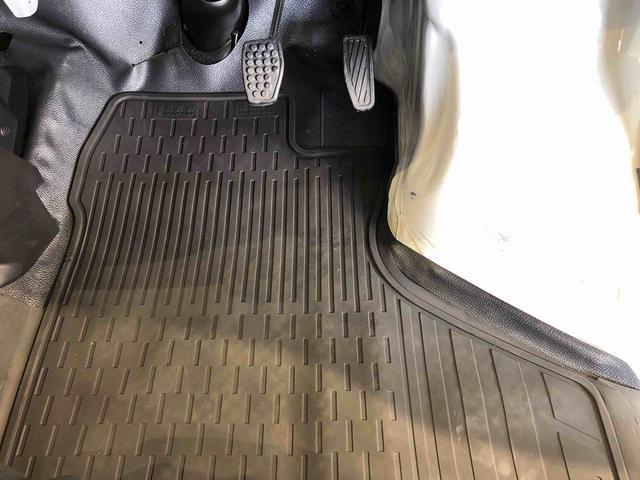 ハイゼットカーゴＤＸ４ＷＤ　ＡＭ／ＦＭラジオ　　マニュアルエアコン　パワーステアリング　パワードアロック　キーレスエントリー　衝突被害軽減システム　横滑り防止機能　アイドリングストップ　オートライト　ＡＢＳ（長野県）の中古車