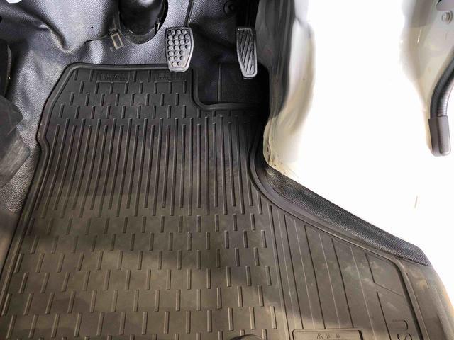 ハイゼットカーゴＤＸ４ＷＤ　ＡＭ／ＦＭラジオ　　マニュアルエアコン　パワーステアリング　パワードアロック　キーレスエントリー　衝突被害軽減システム　横滑り防止機能　アイドリングストップ　オートライト　ＡＢＳ（長野県）の中古車