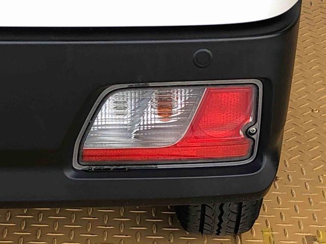ハイゼットカーゴＤＸ４ＷＤ　ＡＭ／ＦＭラジオ　　マニュアルエアコン　パワーステアリング　パワードアロック　キーレスエントリー　衝突被害軽減システム　横滑り防止機能　アイドリングストップ　オートライト　ＡＢＳ（長野県）の中古車