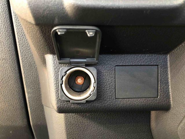 ハイゼットカーゴＤＸ４ＷＤ　ＡＭ／ＦＭラジオ　　マニュアルエアコン　パワーステアリング　パワードアロック　キーレスエントリー　衝突被害軽減システム　横滑り防止機能　アイドリングストップ　オートライト　ＡＢＳ（長野県）の中古車
