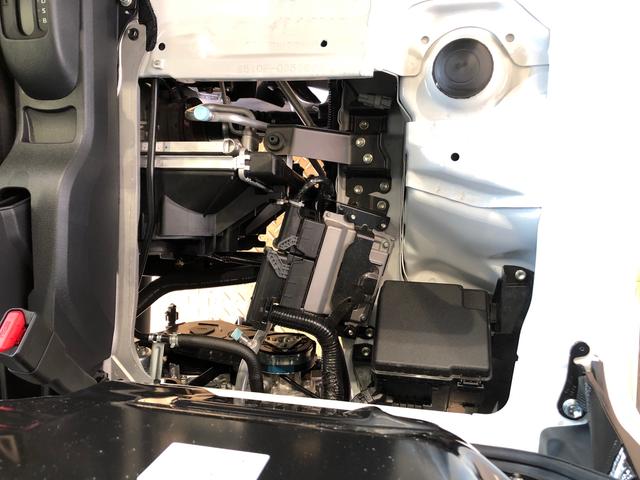 ハイゼットトラックスタンダード 農用スペシャル4WD マニュアルエアコン パワステ オートライト 作業灯 リヤ4枚リーフスプリング スーパーデフロック ラジオデッキ 衝突被害軽減システム 横滑り防止機能 アイドリングストップ ABS(長野県)の中古車