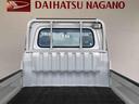 ４ＷＤ　マニュアルエアコン　手動ドアミラー　ＡＭ／ＦＭラジオ　作業灯（長野県）の中古車