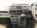 ４ＷＤ　ＡＭ／ＦＭラジオ　　マニュアルエアコン　パワーステアリング　パワードアロック　キーレスエントリー　衝突被害軽減システム　横滑り防止機能　アイドリングストップ　オートライト　ＡＢＳ（長野県）の中古車