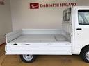 ４ＷＤ　マニュアルエアコン　パワステ　オートライト　作業灯　リヤ４枚リーフスプリング　スーパーデフロック　ラジオデッキ　衝突被害軽減システム　横滑り防止機能　アイドリングストップ　ＡＢＳ（長野県）の中古車