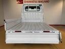 ４ＷＤ　マニュアルエアコン　パワステ　オートライト　作業灯　リヤ４枚リーフスプリング　スーパーデフロック　ラジオデッキ　衝突被害軽減システム　横滑り防止機能　アイドリングストップ　ＡＢＳ（長野県）の中古車