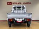 ４ＷＤ　マニュアルエアコン　パワステ　オートライト　作業灯　リヤ４枚リーフスプリング　スーパーデフロック　ラジオデッキ　衝突被害軽減システム　横滑り防止機能　アイドリングストップ　ＡＢＳ（長野県）の中古車