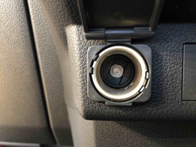 ハイゼットカーゴＤＸ４ＷＤ　ＡＭ／ＦＭラジオ　　マニュアルエアコン　パワーステアリング　パワードアロック　キーレスエントリー　衝突被害軽減システム　横滑り防止機能　アイドリングストップ　オートライト　ＡＢＳ（長野県）の中古車