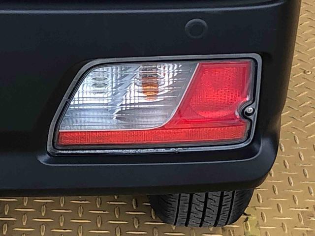 ハイゼットカーゴＤＸ４ＷＤ　ＡＭ／ＦＭラジオ　　マニュアルエアコン　パワーステアリング　パワードアロック　キーレスエントリー　衝突被害軽減システム　横滑り防止機能　アイドリングストップ　オートライト　ＡＢＳ（長野県）の中古車