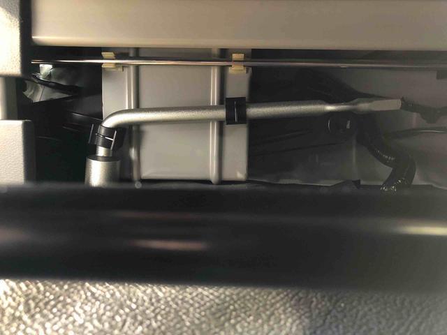 ハイゼットカーゴＤＸ４ＷＤ　ＡＭ／ＦＭラジオ　　マニュアルエアコン　パワーステアリング　パワードアロック　キーレスエントリー　衝突被害軽減システム　横滑り防止機能　アイドリングストップ　オートライト　ＡＢＳ（長野県）の中古車