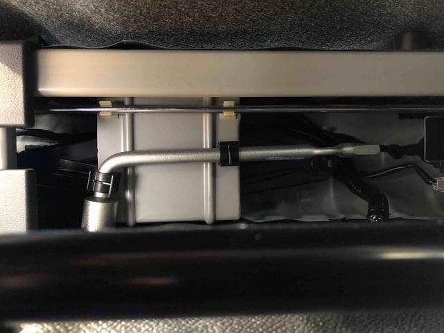 ハイゼットカーゴＤＸ４ＷＤ　ＡＭ／ＦＭラジオ　　マニュアルエアコン　パワーステアリング　パワードアロック　キーレスエントリー　衝突被害軽減システム　横滑り防止機能　アイドリングストップ　オートライト　ＡＢＳ（長野県）の中古車