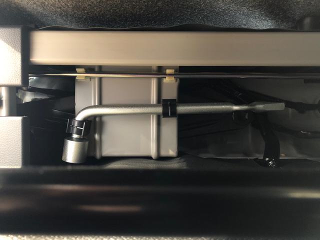 ハイゼットカーゴＤＸ４ＷＤ　ＡＭ／ＦＭラジオ　　マニュアルエアコン　パワーステアリング　パワードアロック　キーレスエントリー　衝突被害軽減システム　横滑り防止機能　アイドリングストップ　オートライト　ＡＢＳ（長野県）の中古車
