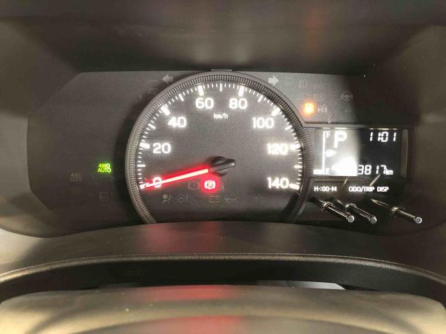 ハイゼットカーゴＤＸ４ＷＤ　ＡＭ／ＦＭラジオ　　マニュアルエアコン　パワーステアリング　パワードアロック　キーレスエントリー　衝突被害軽減システム　横滑り防止機能　アイドリングストップ　オートライト　ＡＢＳ（長野県）の中古車