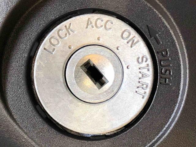 ハイゼットトラックスタンダード4WD マニュアルエアコン パワステ タイミングチェーン ラジオデッキ 手動ドアミラー 手動ウィンドウ 衝突被害軽減システム 横滑り防止機能 アイドリングストップ ABS(長野県)の中古車