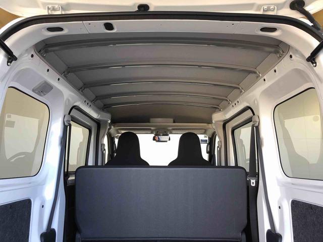 ハイゼットカーゴＤＸ４ＷＤ　ＡＭ／ＦＭラジオ　　マニュアルエアコン　パワーステアリング　パワードアロック　キーレスエントリー　衝突被害軽減システム　横滑り防止機能　アイドリングストップ　オートライト　ＡＢＳ（長野県）の中古車