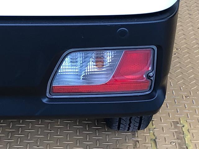 ハイゼットカーゴＤＸ４ＷＤ　ＡＭ／ＦＭラジオ　　マニュアルエアコン　パワーステアリング　パワードアロック　キーレスエントリー　衝突被害軽減システム　横滑り防止機能　アイドリングストップ　オートライト　ＡＢＳ（長野県）の中古車