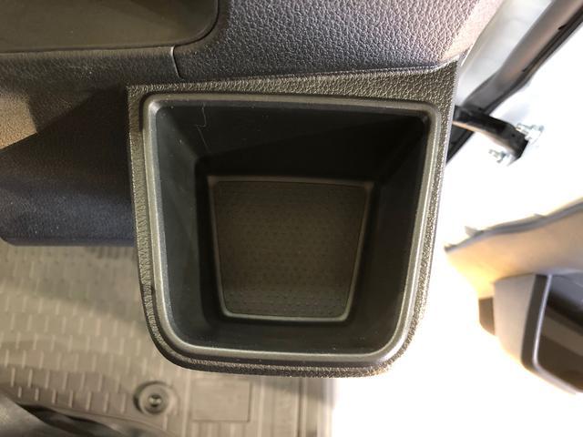 ハイゼットカーゴＤＸ４ＷＤ　ＡＭ／ＦＭラジオ　　マニュアルエアコン　パワーステアリング　パワードアロック　キーレスエントリー　衝突被害軽減システム　横滑り防止機能　アイドリングストップ　オートライト　ＡＢＳ（長野県）の中古車