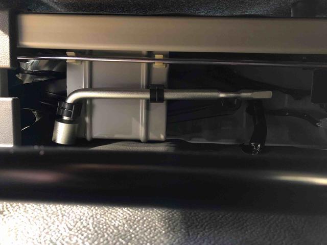 ハイゼットカーゴＤＸ４ＷＤ　ＡＭ／ＦＭラジオ　　マニュアルエアコン　パワーステアリング　パワードアロック　キーレスエントリー　衝突被害軽減システム　横滑り防止機能　アイドリングストップ　オートライト　ＡＢＳ（長野県）の中古車