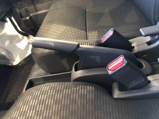 ハイゼットカーゴＤＸ４ＷＤ　ＡＭ／ＦＭラジオ　　マニュアルエアコン　パワーステアリング　パワードアロック　キーレスエントリー　衝突被害軽減システム　横滑り防止機能　アイドリングストップ　オートライト　ＡＢＳ（長野県）の中古車