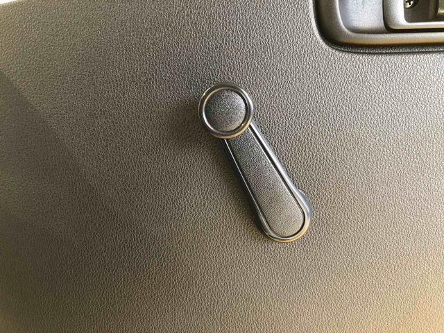 ハイゼットトラックスタンダード４ＷＤ　マニュアルエアコン　パワステ　タイミングチェーン　ラジオデッキ　手動ドアミラー　手動ウィンドウ　衝突被害軽減システム　横滑り防止機能　アイドリングストップ　ＡＢＳ（長野県）の中古車