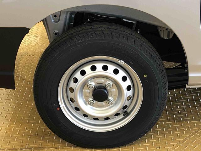 ハイゼットカーゴＤＸ４ＷＤ　ＡＭ／ＦＭラジオ　　マニュアルエアコン　パワーステアリング　パワードアロック　キーレスエントリー　衝突被害軽減システム　横滑り防止機能　アイドリングストップ　オートライト　ＡＢＳ（長野県）の中古車