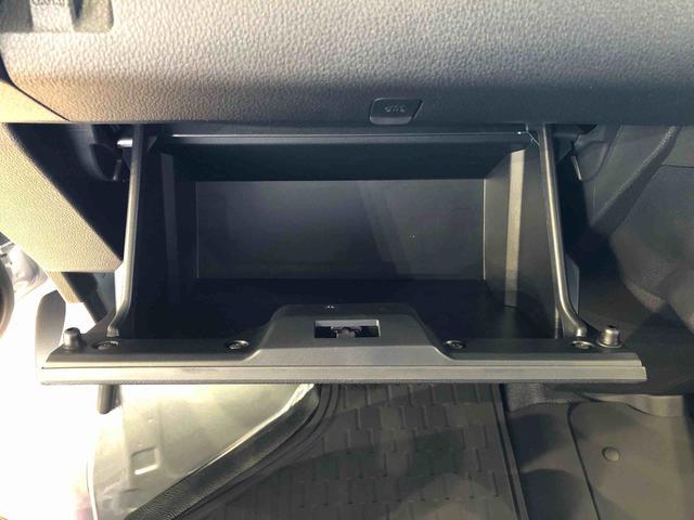 ハイゼットカーゴＤＸ４ＷＤ　ＡＭ／ＦＭラジオ　　マニュアルエアコン　パワーステアリング　パワードアロック　キーレスエントリー　衝突被害軽減システム　横滑り防止機能　アイドリングストップ　オートライト　ＡＢＳ（長野県）の中古車