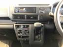 ４ＷＤ　ＡＭ／ＦＭラジオ　　マニュアルエアコン　パワーステアリング　パワードアロック　キーレスエントリー　衝突被害軽減システム　横滑り防止機能　アイドリングストップ　オートライト　ＡＢＳ（長野県）の中古車
