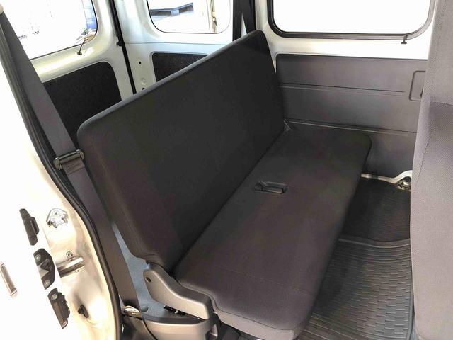 ハイゼットカーゴＤＸ４ＷＤ　ＡＭ／ＦＭラジオ　　マニュアルエアコン　パワーステアリング　パワードアロック　キーレスエントリー　衝突被害軽減システム　横滑り防止機能　アイドリングストップ　オートライト　ＡＢＳ（長野県）の中古車