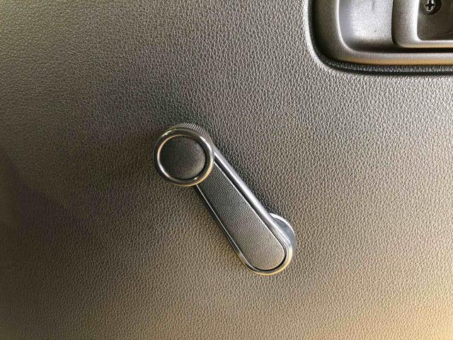 ハイゼットトラックスタンダード 農用スペシャル4WD マニュアルエアコン パワステ オートライト 作業灯 リヤ4枚リーフスプリング スーパーデフロック ラジオデッキ 衝突被害軽減システム 横滑り防止機能 アイドリングストップ ABS(長野県)の中古車