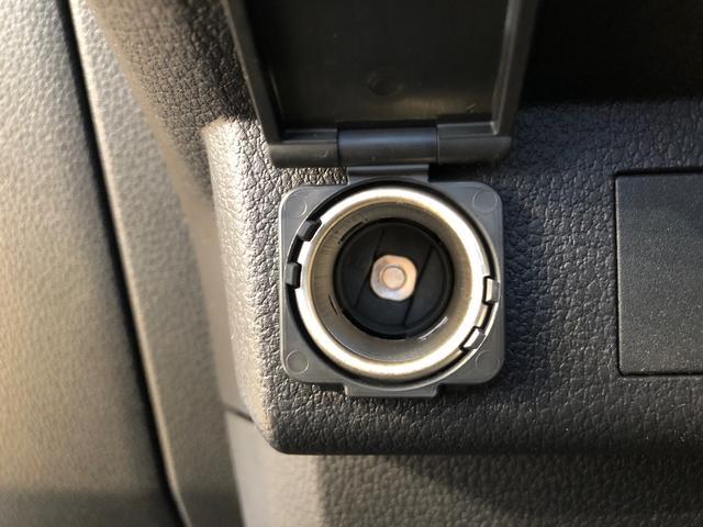 ハイゼットカーゴＤＸ４ＷＤ　ＡＭ／ＦＭラジオ　　マニュアルエアコン　パワーステアリング　パワードアロック　キーレスエントリー　衝突被害軽減システム　横滑り防止機能　アイドリングストップ　オートライト　ＡＢＳ（長野県）の中古車